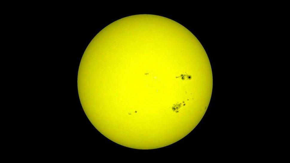 Солнце, солнечные пятна, звезда, фото, НАСА, NASA, желтый цвет